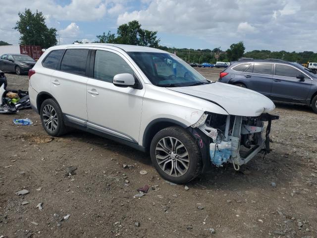 JA4AZ3A30HZ050404 - 2017 MITSUBISHI OUTLANDER SE თეთრი ფოტო 4