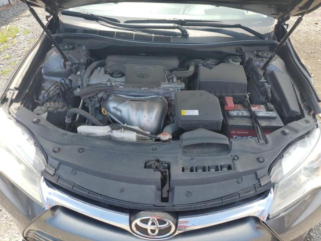 4T4BF1FK3GR582959 - 2016 TOYOTA CAMRY LE GRAY photo 11