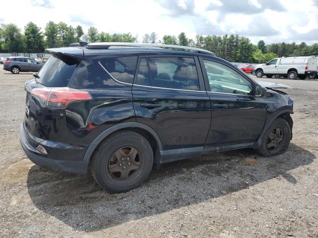 2T3ZFREV4HW345019 - 2017 TOYOTA RAV4 LE 黑色 照片 3