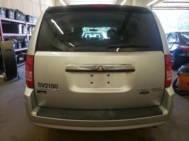 2A4RR4DE2AR334042 - 2010 CHRYSLER TOWN & COU LX SILVER photo 6