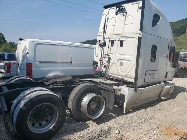 3AKJGLD58GSGZ3206 - 2016 FREIGHTLINER CASCADIA 1 WHITE photo 4