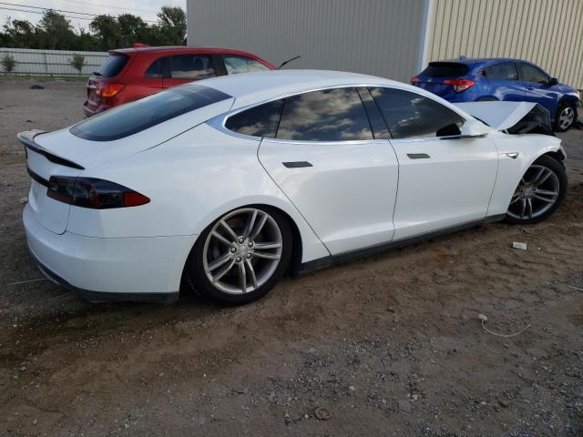 5YJSA1CN0DFP03446 - 2013 TESLA MODEL S أبيض صورة 3