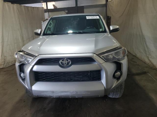 JTEBU5JR1J5534504 - 2018 TOYOTA 4RUNNER SR5/SR5 PREMIUM 银色 照片 5