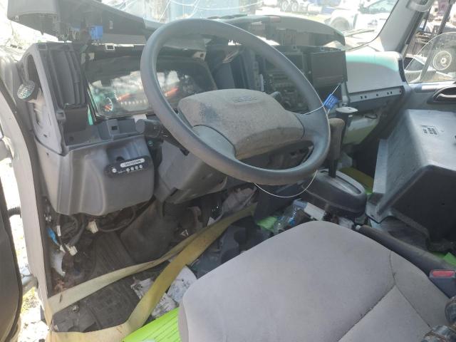 54DC4W1B6JS805412 - 2018 ISUZU NPR HD WHITE photo 8