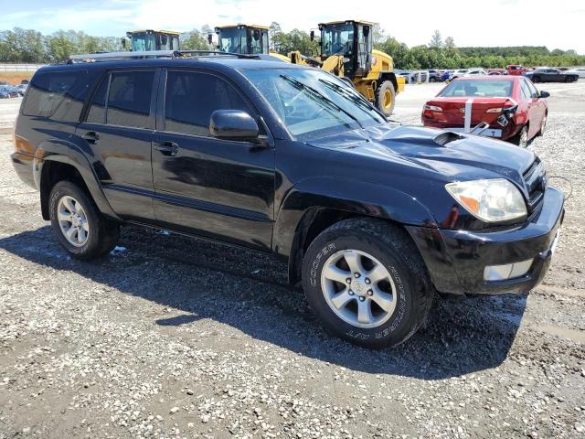 JTEZU14R258028784 - 2005 TOYOTA 4RUNNER SR5 BLACK photo 4