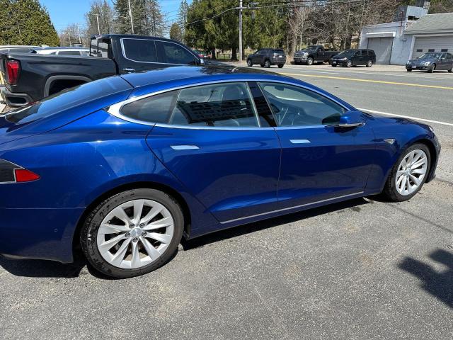 5YJSA1E29GF153669 - 2016 TESLA MODEL S Niebieski zdjęcie 14