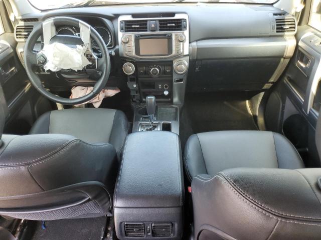 JTEZU5JR7J5189879 - 2018 TOYOTA 4RUNNER SR5 Schwarz Foto 8