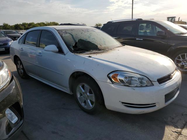 2G1WD5EMXB1246433 - 2011 CHEVROLET IMPALA POLICE WHITE photo 4