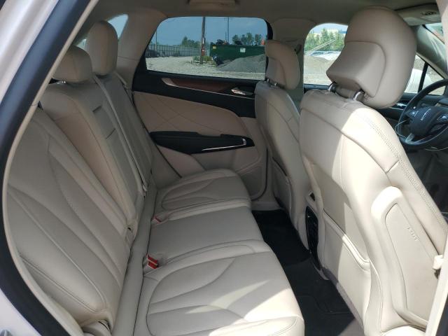 5LMCJ2D90KUL35875 - 2019 LINCOLN MKC SELECT 白色 照片 11