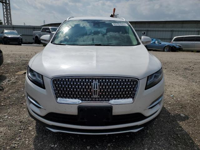 5LMCJ2D90KUL35875 - 2019 LINCOLN MKC SELECT 白色 照片 5
