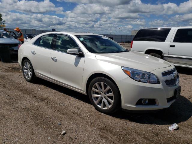 1G11H5SA3DF127000 - 2013 CHEVROLET MALIBU LTZ WHITE photo 4