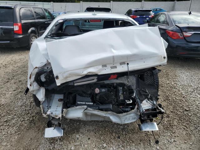 2C3CDZFJ8GH255933 - 2016 DODGE CHALLENGER R/T SCAT PACK WHITE photo 6