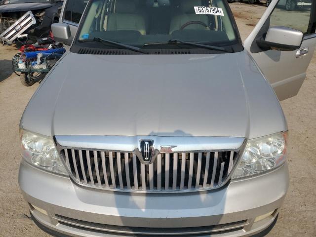 5LMFU28516LJ16978 - 2006 LINCOLN NAVIGATOR ვერცხლისფერი ფოტო 12