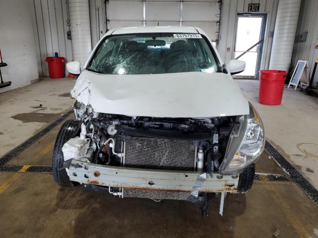 3N1CN7AP3JL837965 - 2018 NISSAN VERSA S 白色 照片 5