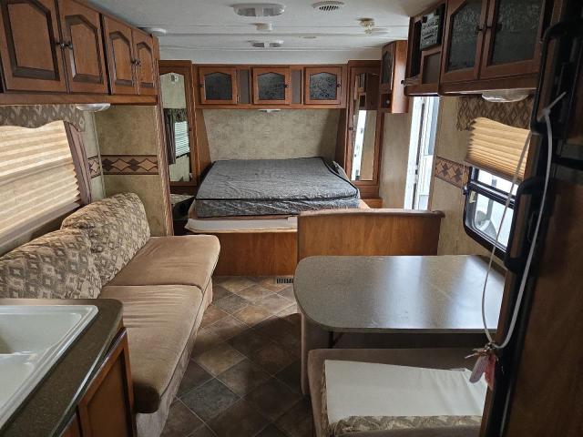 4YDT2452XCT411561 - 2012 KEYSTONE PASSPORT WHITE photo 6