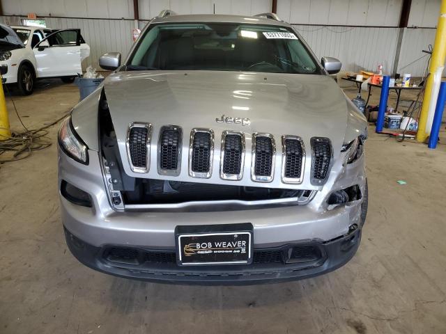 1C4PJMCB0GW154375 - 2016 JEEP CHEROKEE LATITUDE SILVER photo 5