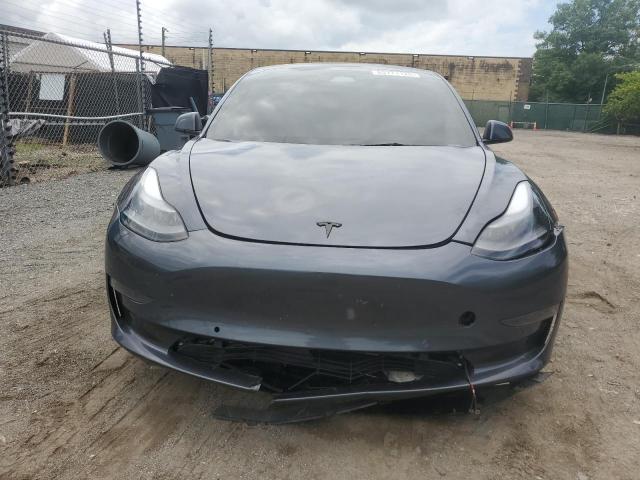 5YJ3E1EA2NF286898 - 2022 TESLA MODEL 3 灰色 照片 5
