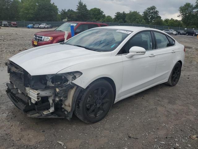 3FA6P0H78GR262243 - 2016 FORD FUSION SE WHITE photo 1