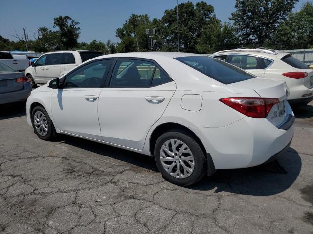 2T1BURHE5KC160613 - 2019 TOYOTA COROLLA L Beyaz fotoğraf 2