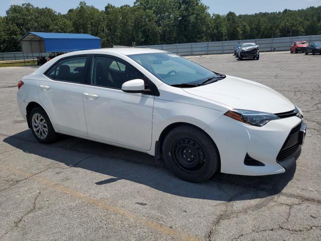 2T1BURHE5KC160613 - 2019 TOYOTA COROLLA L Beyaz fotoğraf 4