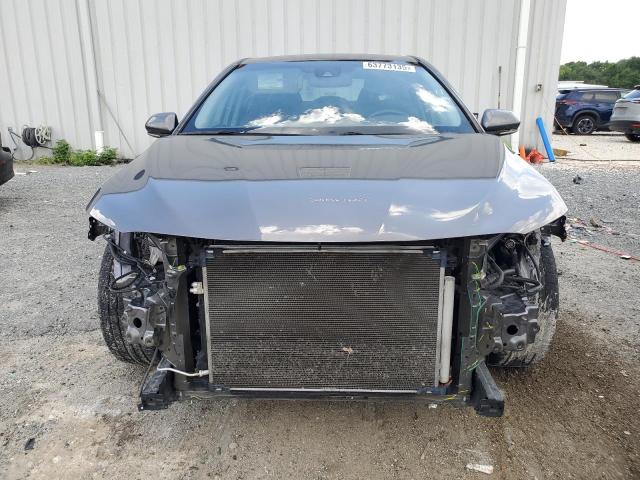 4T1B11HK9JU516896 - 2018 TOYOTA CAMRY L GRAY photo 5