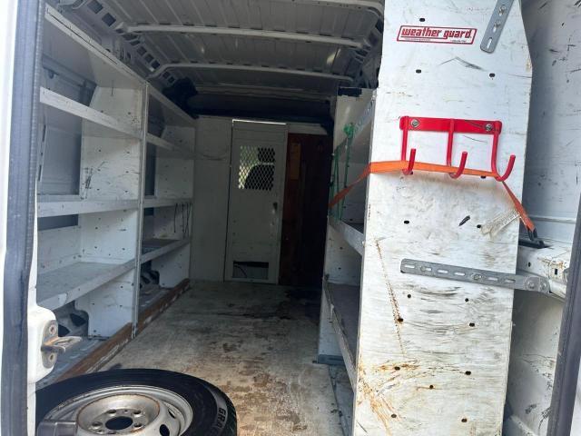 3C6TRVDG4HE527976 - 2017 RAM PROMASTER 2500 HIGH WHITE photo 9