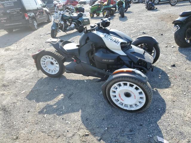 3JB2HEH23NJ001057 - 2022 CAN-AM RYKER RALLY EDITION BLACK photo 1