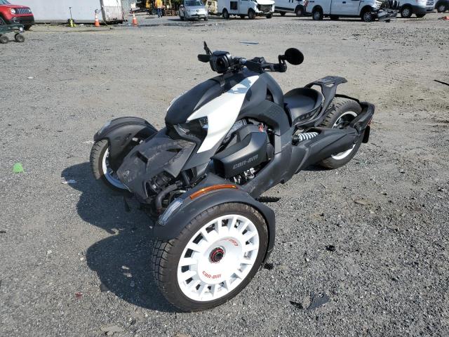 3JB2HEH23NJ001057 - 2022 CAN-AM RYKER RALLY EDITION BLACK photo 2