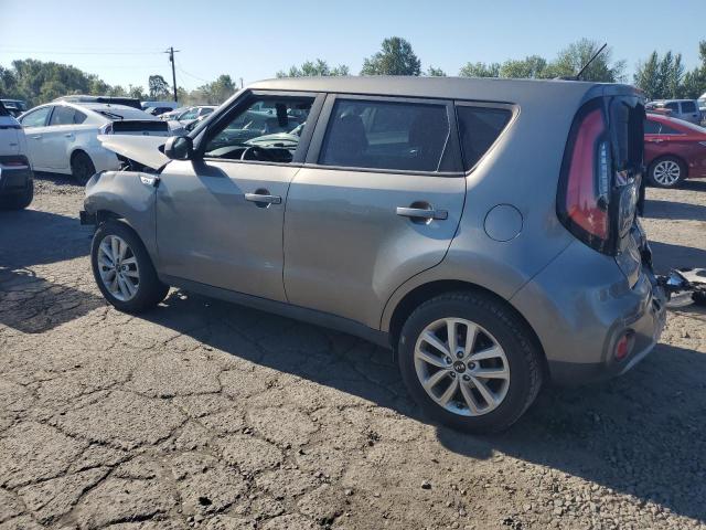 KNDJP3A54K7006972 - 2019 KIA SOUL + Gümüş foto 2