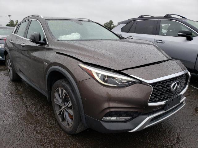 SJKCH5CR3HA032554 - 2017 INFINITI QX30 BASE BROWN photo 4