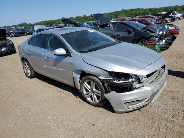 YV140MFB0F2301036 - 2015 VOLVO S60 PREMIER SILVER photo 4