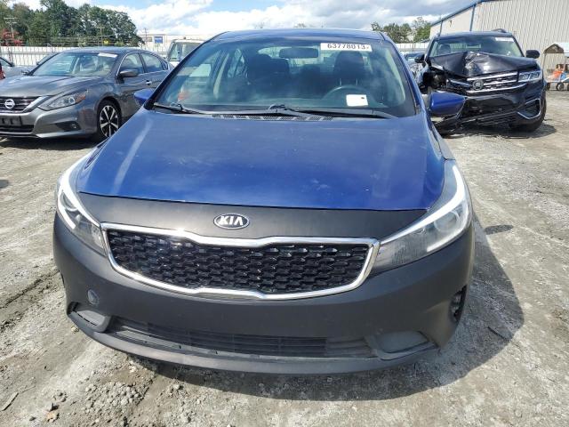 3KPFK4A70HE062394 - 2017 KIA FORTE LX BLUE photo 5