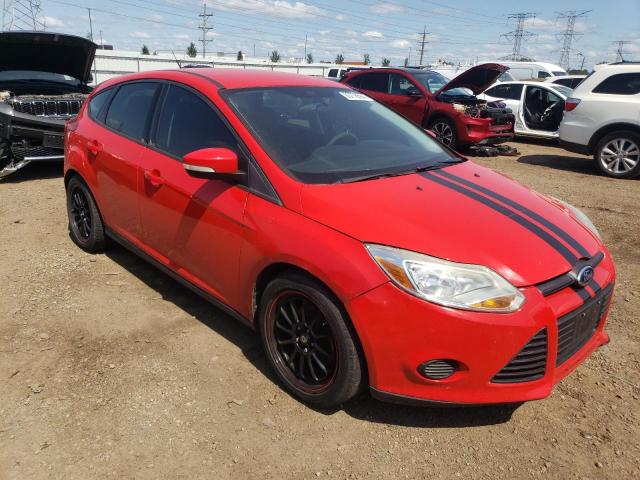 1FADP3K27DL341306 - 2013 FORD FOCUS SE RED photo 4