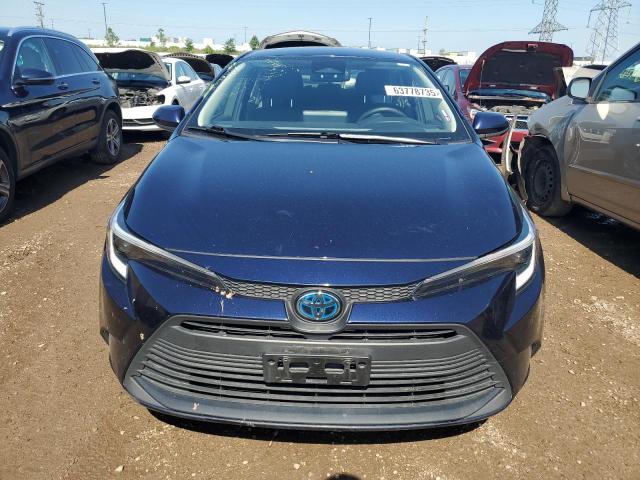 JTDBCMFE2PJ008356 - 2023 TOYOTA COROLLA LE BLUE photo 5