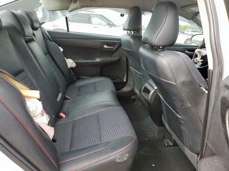 4T1BF1FK7FU982323 - 2015 TOYOTA CAMRY LE WHITE photo 10