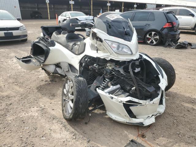 2BXNBDD28FV003110 - 2015 CAN-AM SPYDER ROA RT WHITE photo 1