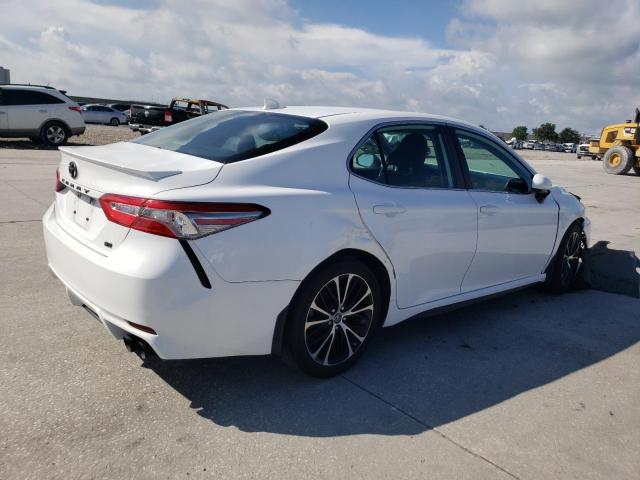 4T1B11HK3KU796008 - 2019 TOYOTA CAMRY L WHITE photo 3