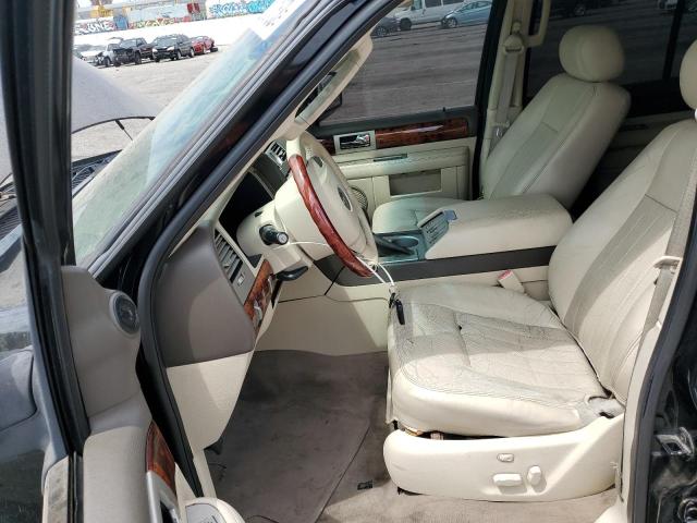 5LMFU27R34LJ30205 - 2004 LINCOLN NAVIGATOR შავი ფოტო 7