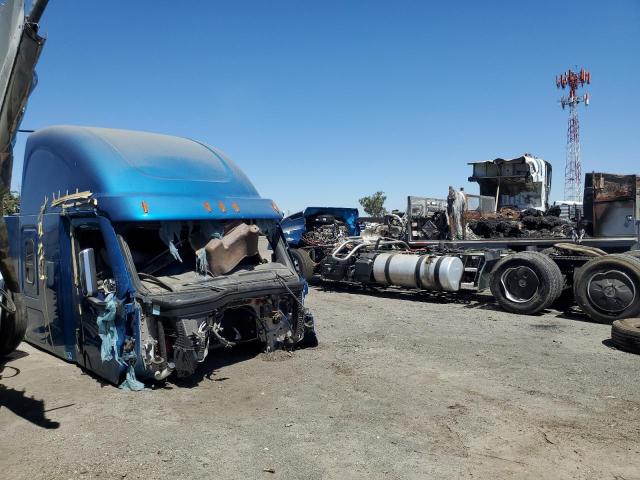 3AKJHHDR0PSNX5824 - 2023 FREIGHTLINER CASCADIA 1 BLUE photo 4