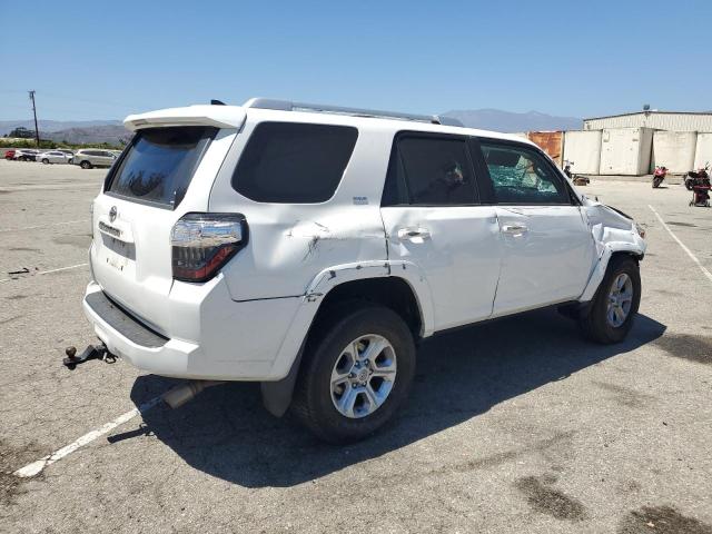 JTEBU5JRXH5481263 - 2017 TOYOTA 4RUNNER SR5/SR5 PREMIUM WHITE photo 3