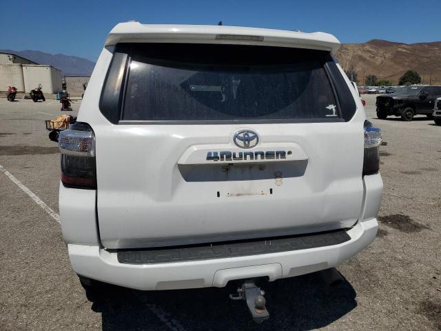 JTEBU5JRXH5481263 - 2017 TOYOTA 4RUNNER SR5/SR5 PREMIUM WHITE photo 6
