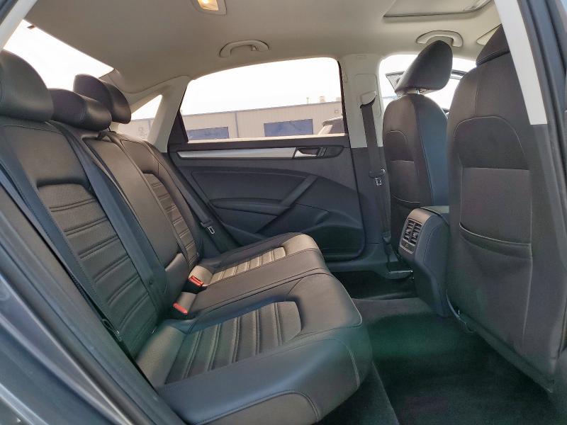 1VWBS7A36FC065623 - 2015 VOLKSWAGEN PASSAT SE GRAY photo 10