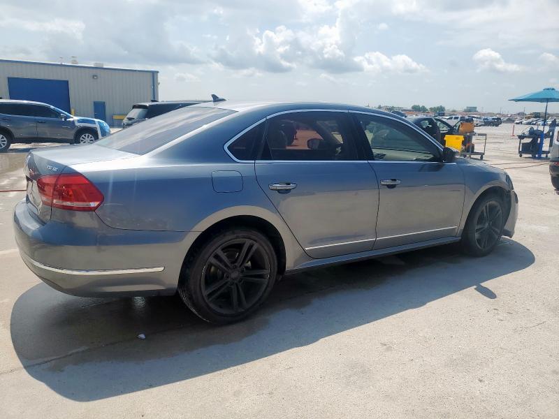 1VWBS7A36FC065623 - 2015 VOLKSWAGEN PASSAT SE GRAY photo 3