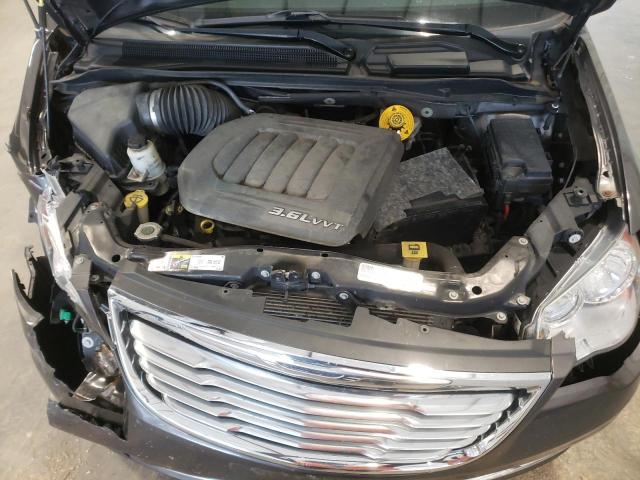 2C4RC1CG7FR754881 - 2015 CHRYSLER TOWN & COU TOURING L GRAY photo 12