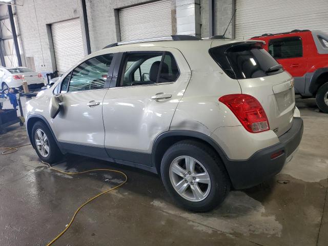 3GNCJLSB8GL253811 - 2016 CHEVROLET TRAX 1LT GOLD photo 2