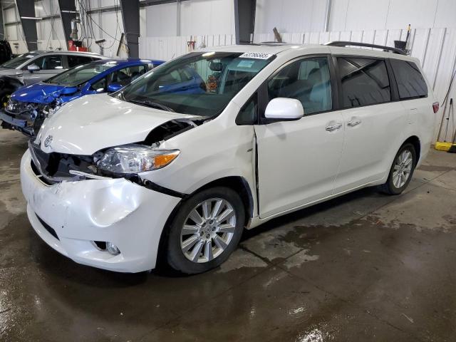 2017 TOYOTA SIENNA XLE, 