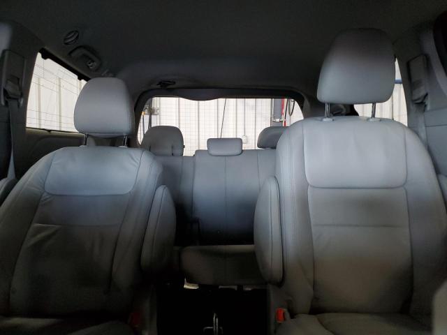 5TDDZ3DC9HS187728 - 2017 TOYOTA SIENNA XLE 白色 照片 10