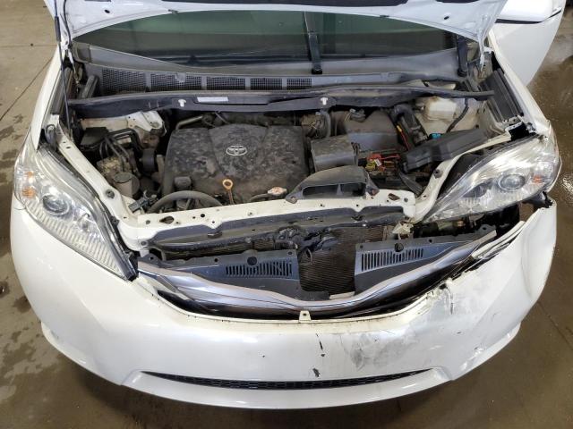 5TDDZ3DC9HS187728 - 2017 TOYOTA SIENNA XLE 白色 照片 12