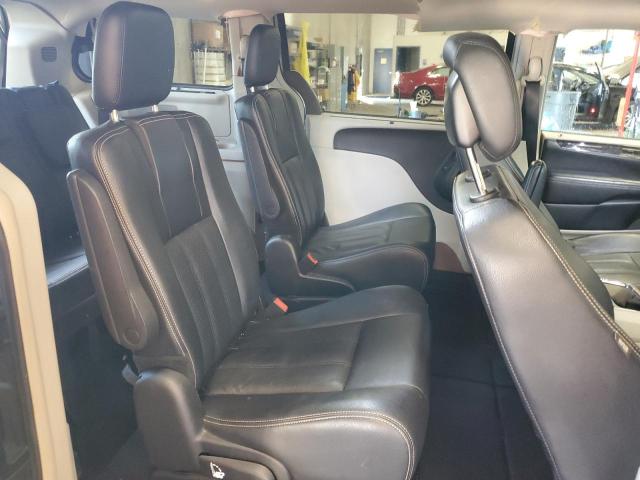 2C4RC1CG4GR189569 - 2016 CHRYSLER TOWN & COU TOURING L SILVER photo 11