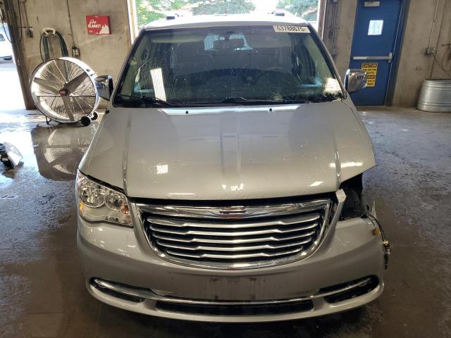 2C4RC1CG4GR189569 - 2016 CHRYSLER TOWN & COU TOURING L SILVER photo 5
